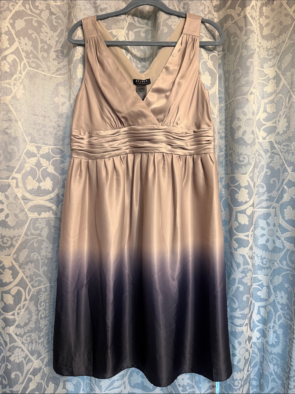 Axcess metallic mix Beige to Navy Ombre V-Neck Midi Dress